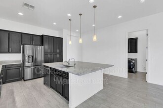 45 N Iss Dr in Gilbert, AZ - Building Photo - Building Photo