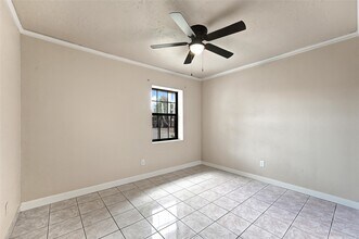 10519 Pleasanton Dr in Houston, TX - Building Photo - Building Photo