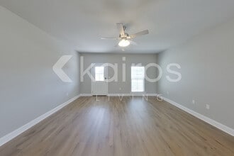 13757 Pinyon Dr in Denham Springs, LA - Foto de edificio - Building Photo