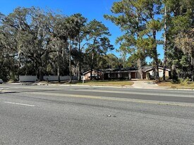 1333 SE 17th St in Ocala, FL - Building Photo