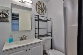 599 Acacia Dr in Crestline, CA - Building Photo - Building Photo