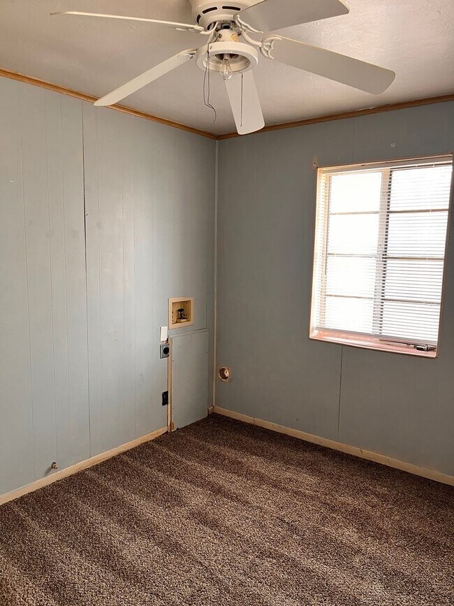 1308 W Rupe Ave-Unit -1308 W RUPE in Enid, OK - Foto de edificio - Building Photo