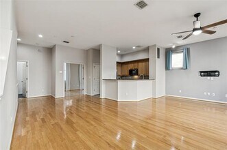 4307 McKinney Ave in Dallas, TX - Building Photo - Building Photo