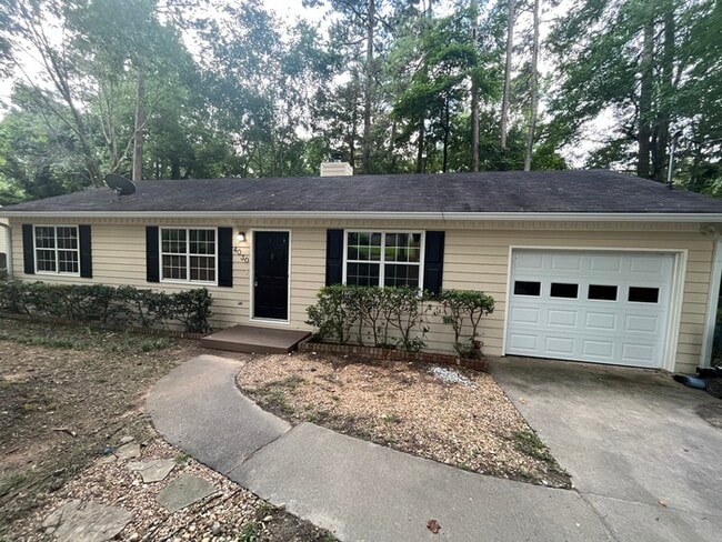 property at 4030 Hudson Dr