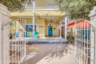 1003 Wyoming Ave in El Paso, TX - Building Photo - Building Photo