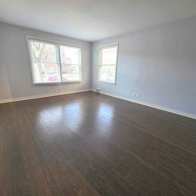 8845 Bronx Ave in Skokie, IL - Building Photo - Building Photo