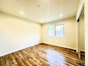 15950 Cohasset St in Los Angeles, CA - Building Photo - Building Photo