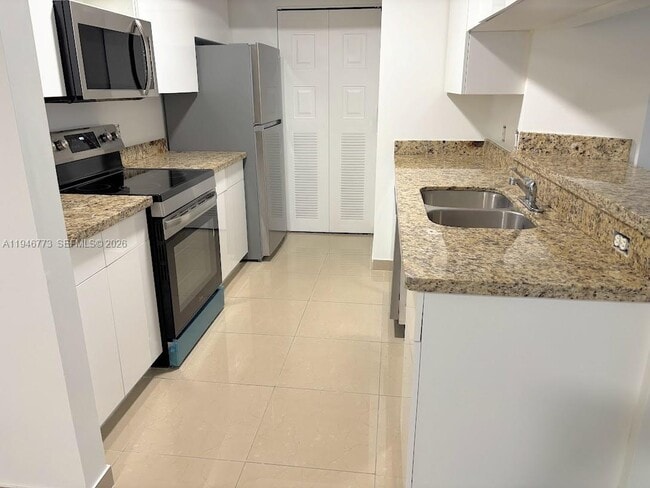 property at 420 S Park Rd