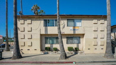 8419-8425 S Western Ave in Los Angeles, CA - Building Photo - Building Photo