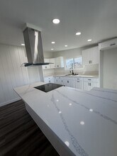 9341 Joyzelle Dr in Garden Grove, CA - Building Photo - Building Photo