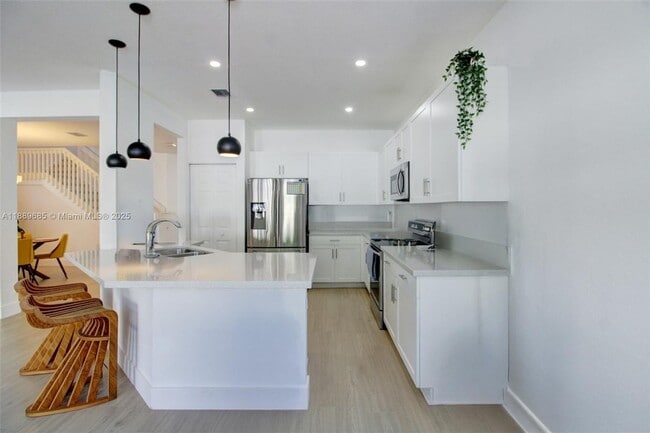 21016 NE 2nd Ct in North Miami Beach, FL - Building Photo - Building Photo