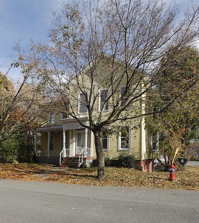 78 Continental Ave in Cohoes, NY - Building Photo - Building Photo