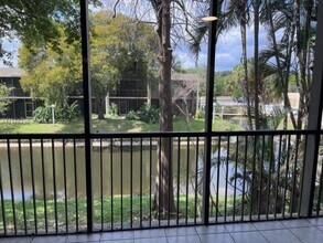 2921 SW 87th Ave in Davie, FL - Building Photo - Building Photo