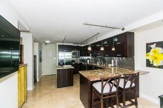 1765 Ala Moana Blvd in Honolulu, HI - Building Photo - Building Photo