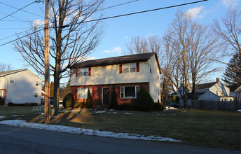 22-32 Knickerbocker St in Ballston Spa, NY - Building Photo - Building Photo