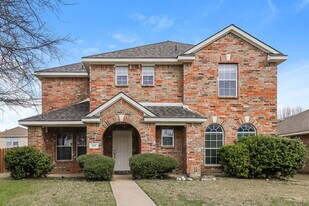 317 Quail Run Rd in Red Oak, TX - Building Photo