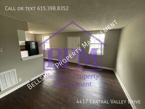 4417 Central Valley Dr in Nashville, TN - Building Photo - Building Photo