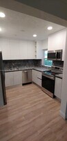 5770 SW 62nd Ter in Miami, FL - Building Photo