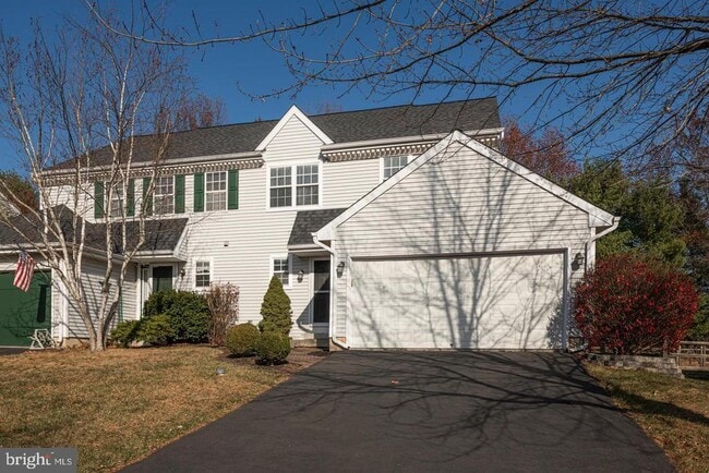 property at 125 Azalea Cir