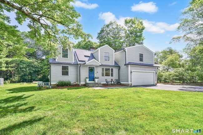 228 N Granby Rd in Granby, CT - Building Photo - Building Photo