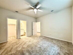 2321 N Hickory St in Sherman, TX - Building Photo - Building Photo