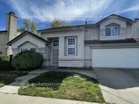 8848 Redwater Dr in Antelope, CA - Building Photo