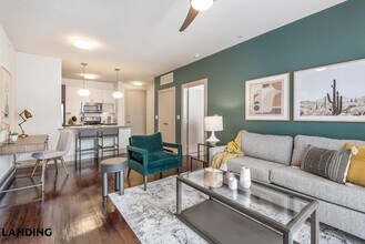 9166 Meadows Ln in Memphis, TN - Foto de edificio - Building Photo