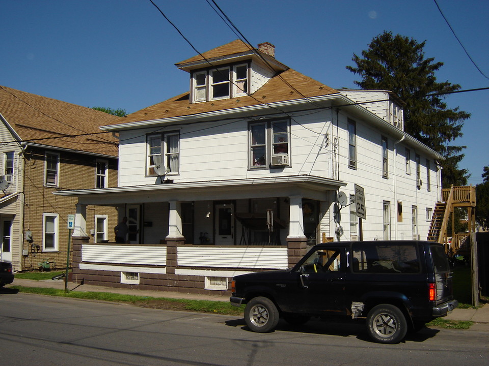 352-356 S 4th St in Sunbury, PA - Building Photo