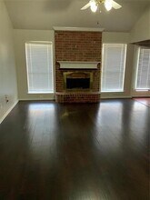 7449 Ashcroft Cir in Fort Worth, TX - Building Photo - Building Photo