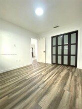 1514 SW 6th St, Unit 4 in Miami, FL - Building Photo - Building Photo