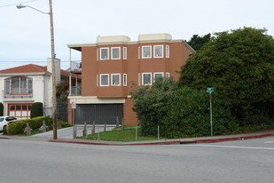 1068 Grand Ave Apartments