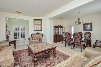 13823 Eldridge Garden Cir in Houston, TX - Foto de edificio - Building Photo