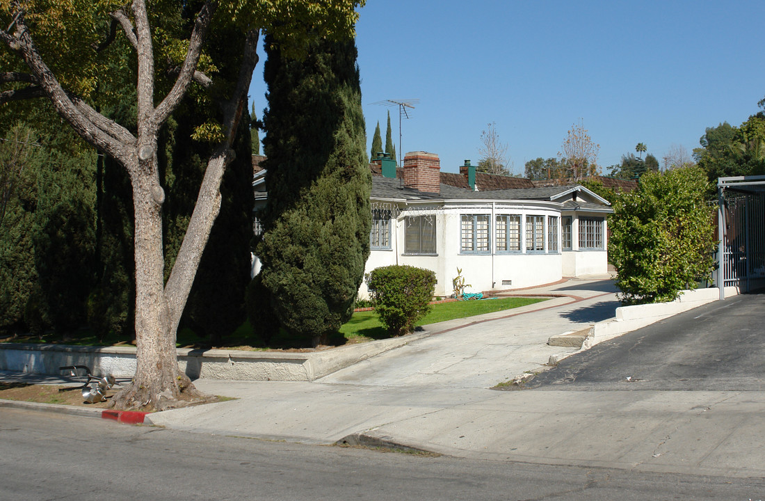 1276 Boynton St in Glendale, CA - Building Photo