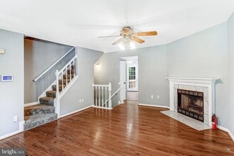 3944 Pepperidge Ct in Woodbridge, VA - Building Photo - Building Photo