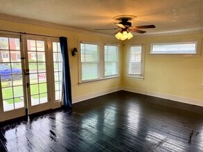 308 E School St in Covina, CA - Foto de edificio - Building Photo