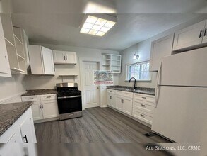 908 W Cucharras St in Colorado Springs, CO - Building Photo - Building Photo