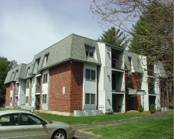 Partridge Green in Rochester, NH - Foto de edificio