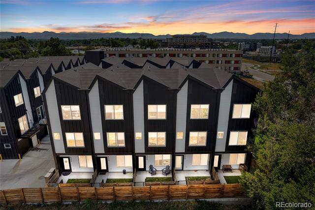 property at 4925 W 10th Ave