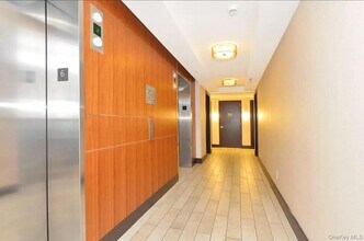39-16 Prince St, Unit 6E in Queens, NY - Building Photo - Building Photo