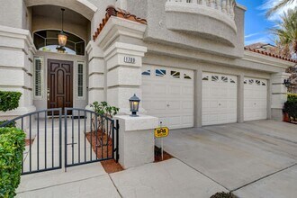 1709 Corta Bella Dr in Las Vegas, NV - Building Photo - Building Photo