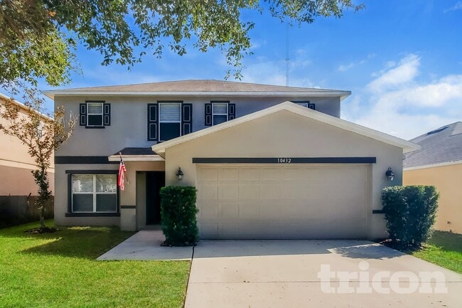 property at 10432 Boyette Creek Blvd
