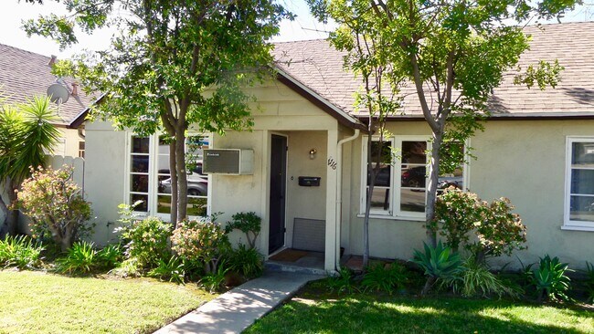 1116 E Glenoaks Blvd in Glendale, CA - Building Photo - Building Photo