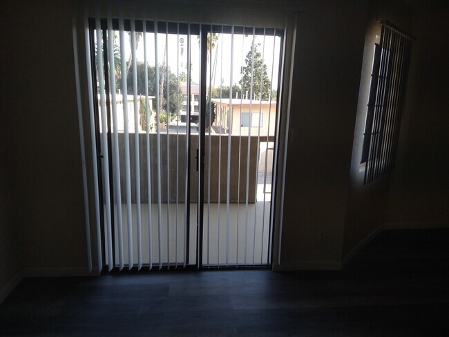 430 N Chester Ave in Pasadena, CA - Building Photo - Building Photo