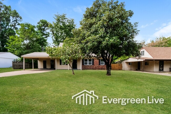 8883 Whitworth St in Southaven, MS - Building Photo - Building Photo