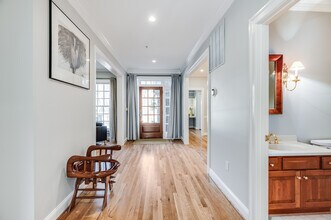 7802 Hidden Meadow Ter in Potomac, MD - Building Photo - Building Photo