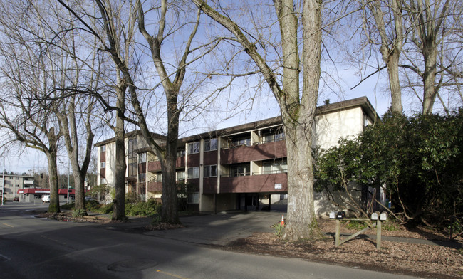 Cottonwood Apartments in Seattle, WA - Building Photo - Building Photo