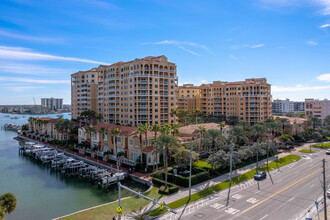Belle Harbor Condos in Clearwater, FL - Foto de edificio - Building Photo