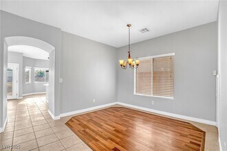 2334 Silver Crew Pass in Henderson, NV - Building Photo - Building Photo