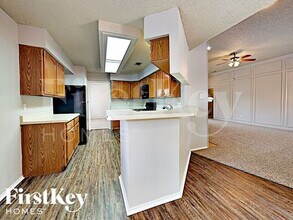 936 Bluffview Dr in Desoto, TX - Building Photo - Building Photo