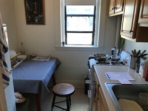 1148 Commonwealth Ave, Unit 12A in Allston, MA - Building Photo - Building Photo